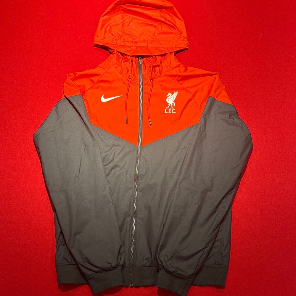 Nike Men's Red and Black LFC Windbreaker